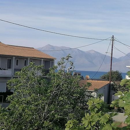 Agapi Studio Acharavi A 50M De La Mer, 400M Du Centre Ville Экстерьер фото