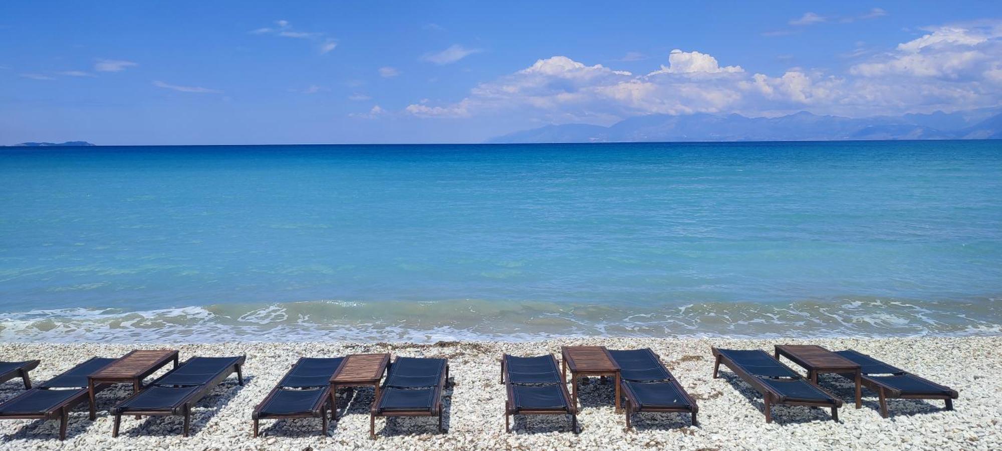 Agapi Studio Acharavi A 50M De La Mer, 400M Du Centre Ville Экстерьер фото